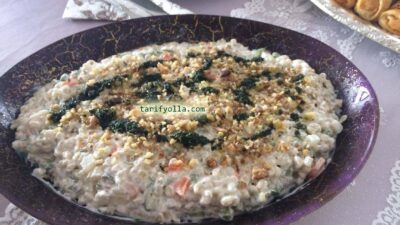 Annemin tarifi…Tadı nefis..Hem doyurucu hemde çok kolay..Buğday Salatasını çay davetlerinde