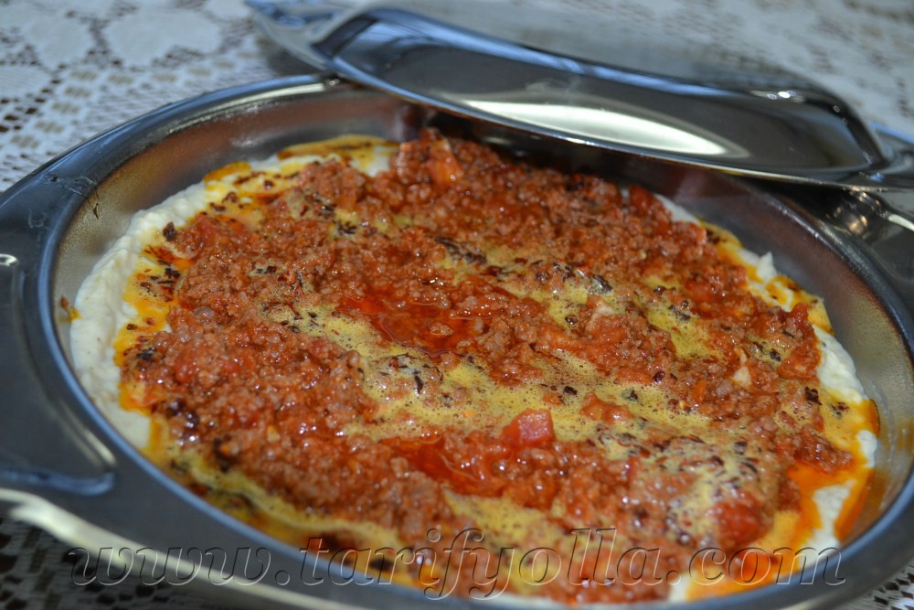 Ali nazik Malzemeler:4 tane patlıcan 4 çorba kaşığı süzme yoğurt