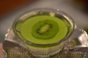 Çoook lezzetli oldu..Tavsiye ederim 🙂 KİVİLİ MUHALLEBİ 1 kg süt