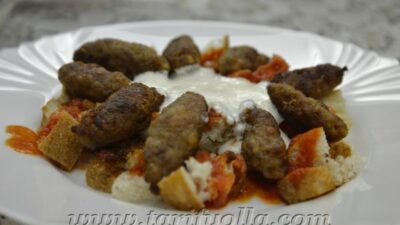İskender kebabını sevenler bu tarifi mutlaka deneyin.Kesinlikle iskenderi aratmıyor çok