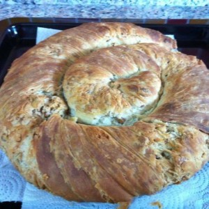 FATMA YİĞİT Hanım’dan nefis bir tarif. CEVİZLİ KATMER Ellerinize sağlık