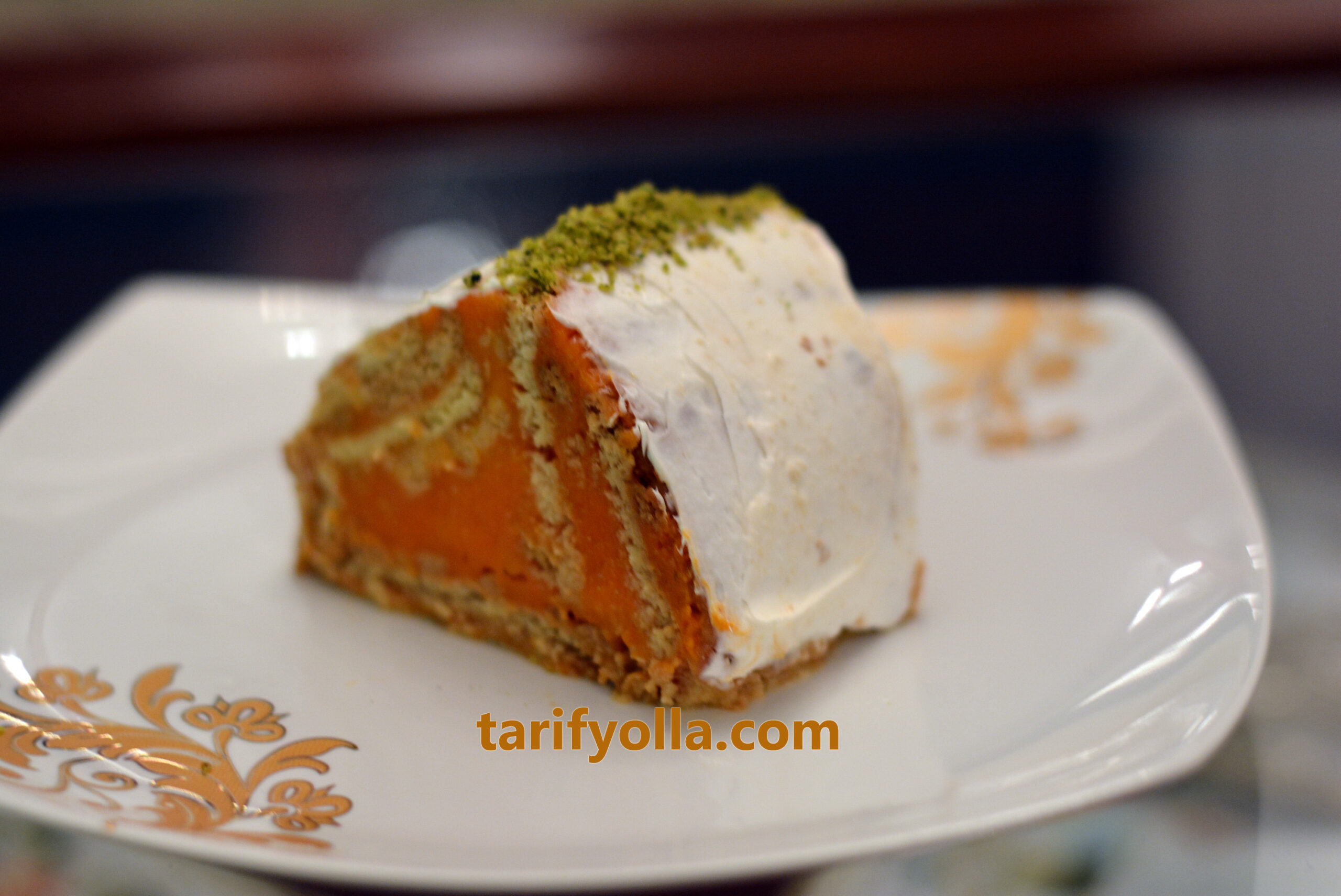 Balkabağı mevsimi gelince çok mutlu oluyorum çünkü çeşit çeşit tatlılarını