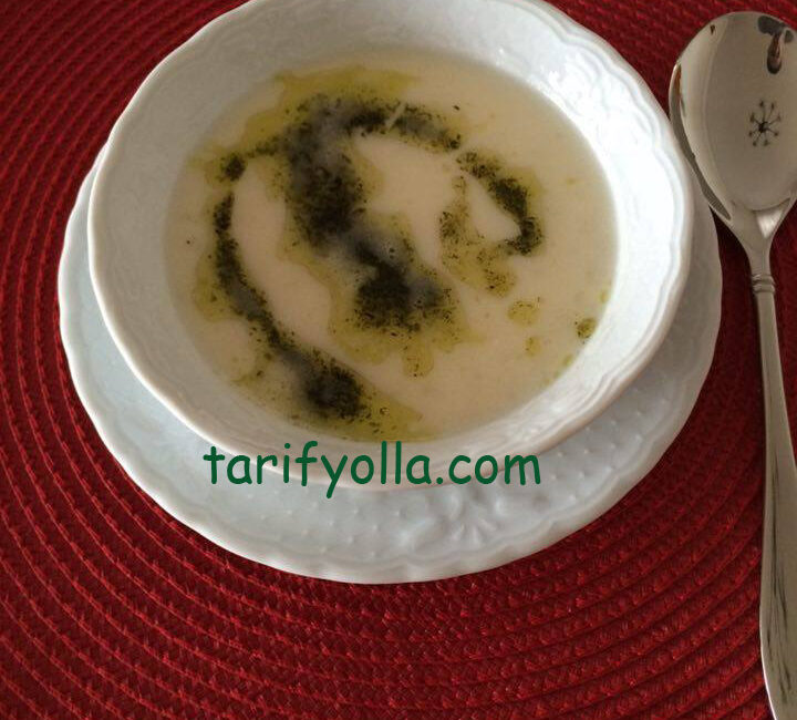 YAYLA ÇORBASI Türk Mutfağının vazgeçilmez çorbalarından birisi…Yayla çorbası genellikle unu yoğurt ve