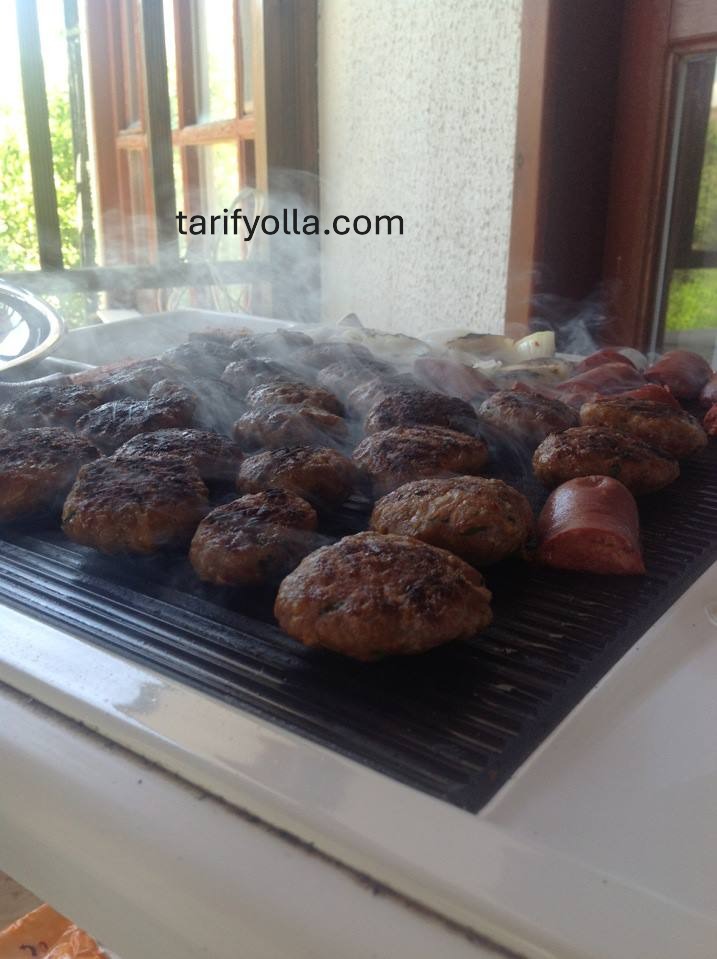 Mangal zamanı gelince mevsime uygun tariflerde gelmeye başladı 🙂 Mangal
