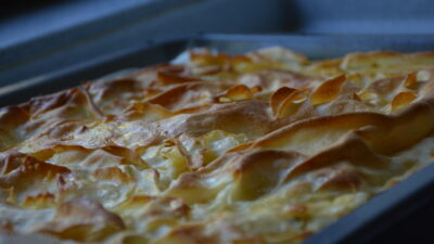 Annemden bir şaheser daha 🙂 Kıymalı Su Böreği Malzemeler:Hamuru için;