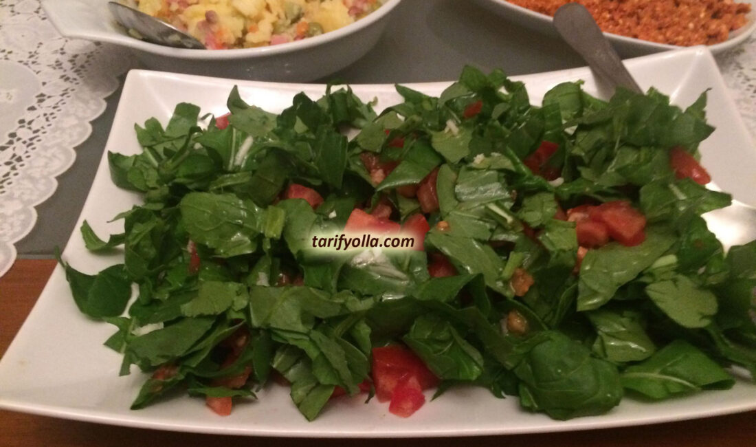SARIMSAKLI ROKA SALATASI Roka çok sevdiğim bir yeşillik.Kahvaltıda,yemekte her türlü çok güzel.Ama yıllardır
